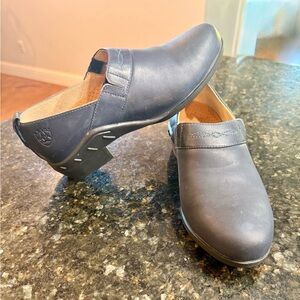 Ariat Women Shoes Sz 7 Blue Leather Clogs SlipOn Comfort Loafer Western Cowgirl